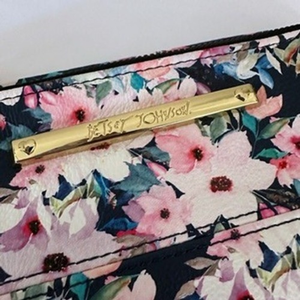 Betsey Johnson Navy Blue Pink White Floral Zip Around Cluth Wallet Y2K - Picture 3 of 10
